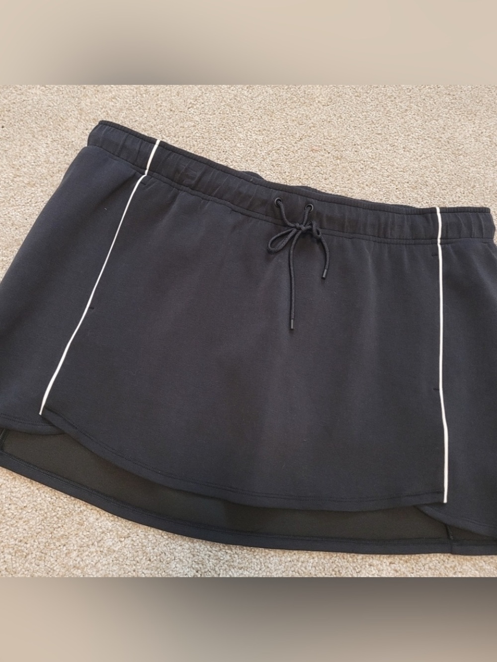 All in motion Plus size Black Mini Skirt with White trim XXL. New/tags